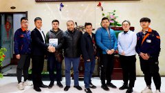 隆中與烏茲別克斯坦客戶簽約石英砂提純生產線